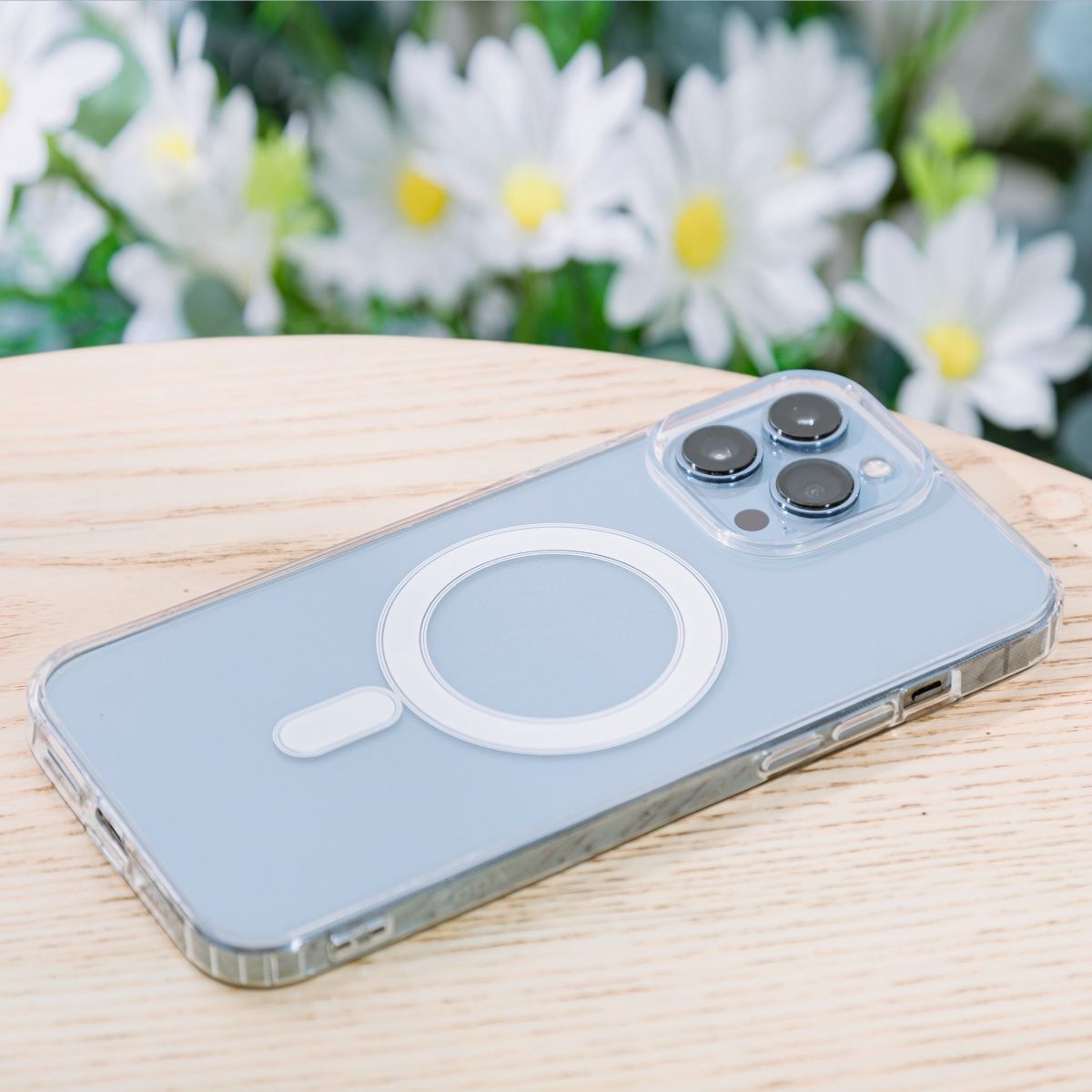 ỐP LƯNG IPHONE 13 PRO ZODA MAGSAFE - TRONG